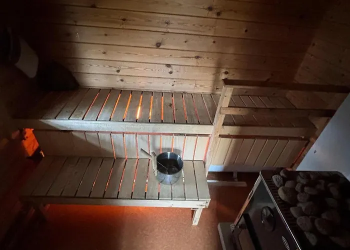 With An Entire Island To Itself 마리에하믄